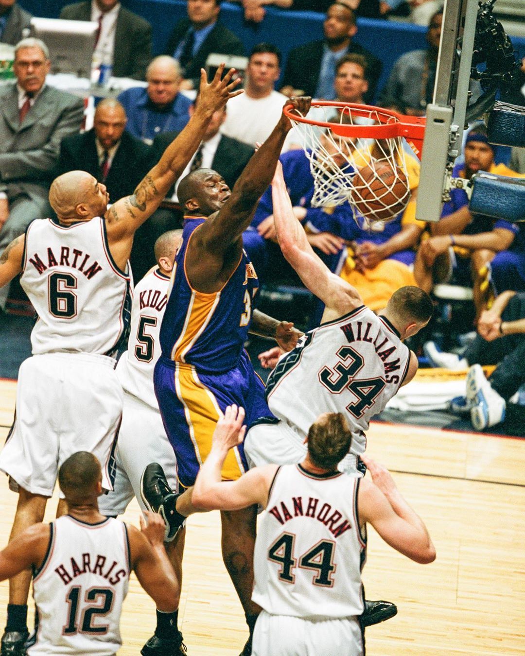 而其他参赛 而其他参赛