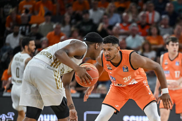 冒险与机遇 冒险与机遇