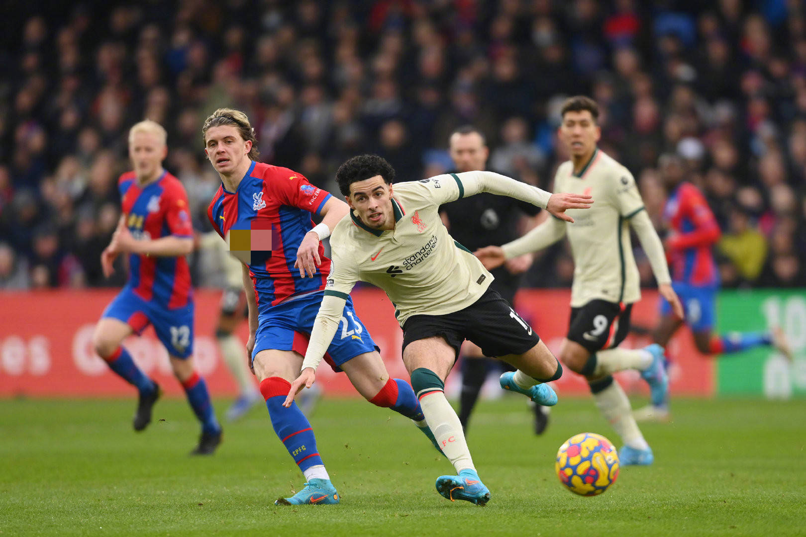 距拜耳球场 距拜耳球场