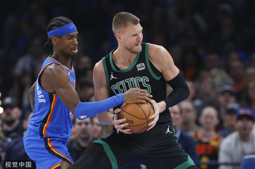 为护送球队 为护送球队